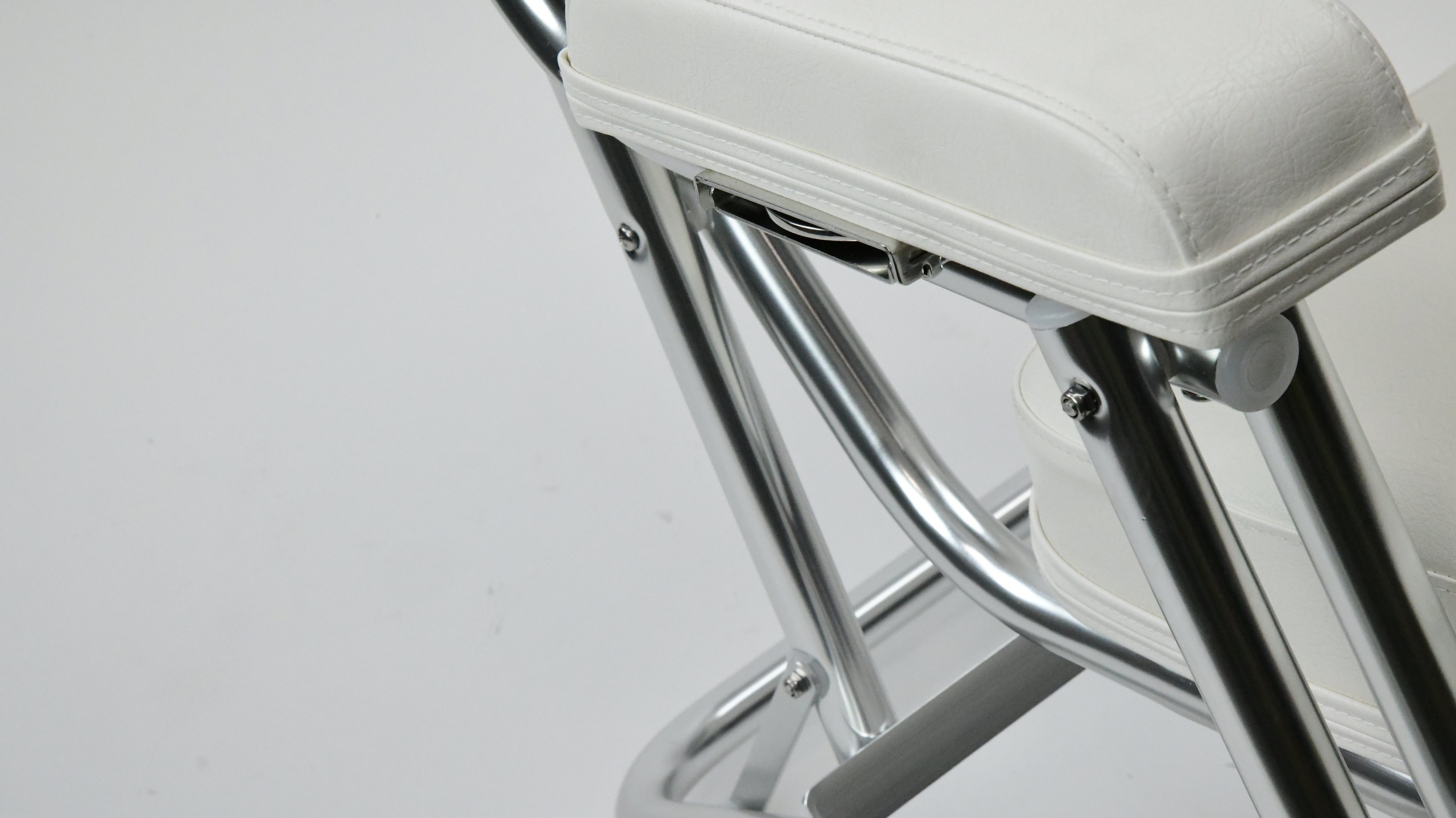 Vinland Marine Aluminum Folding Deck Chair conceal cup holder stowed