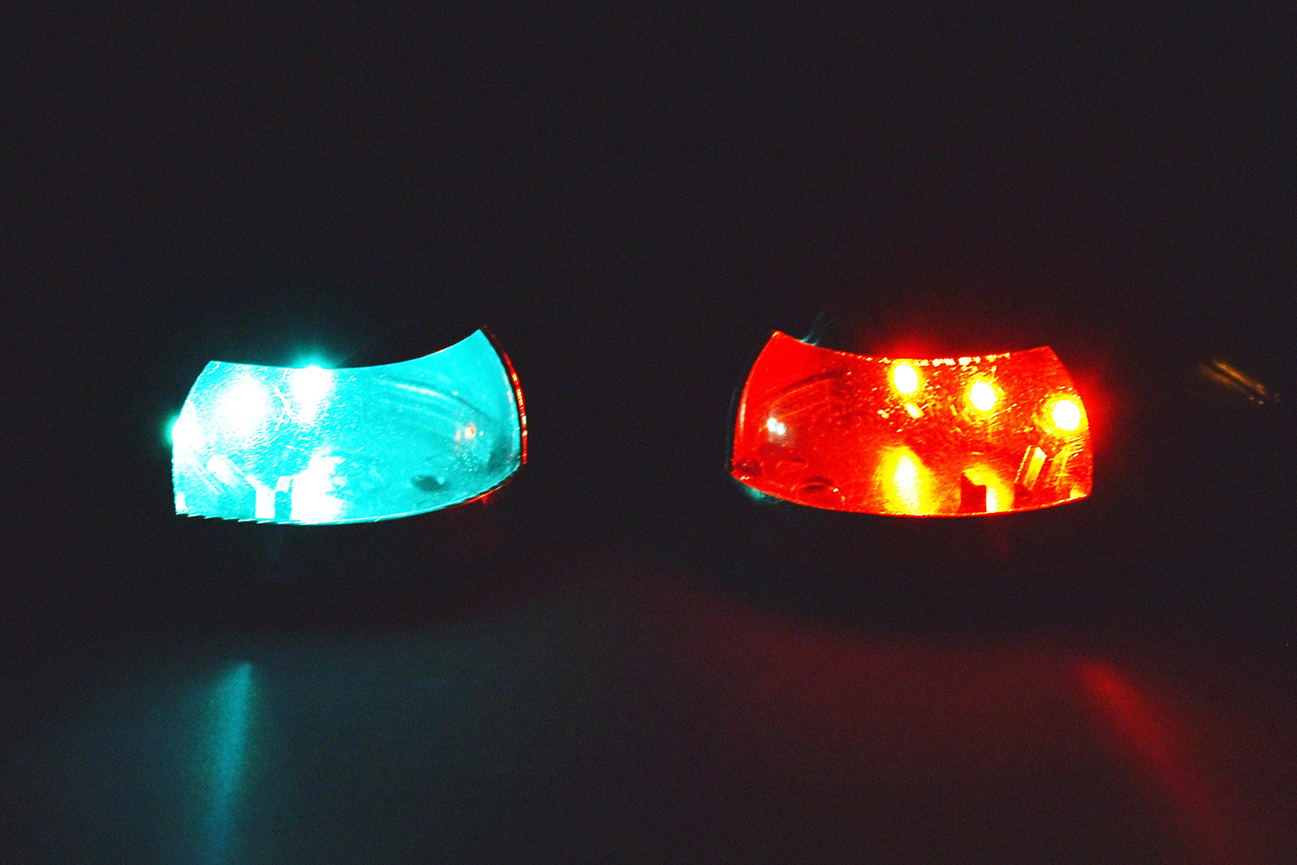 Vinland Marine LED Navigation Lights, LED Marine running lights, Green and Red, side to side glowing in the dark